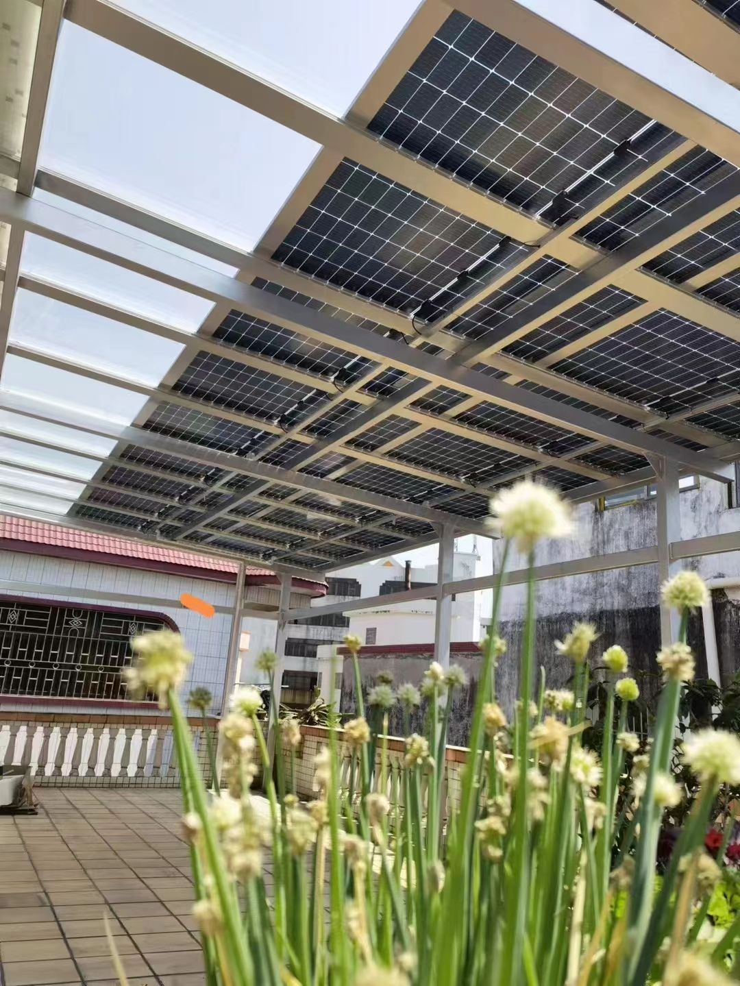 乌鲁木齐别墅家用屋顶太阳能发电系统安装